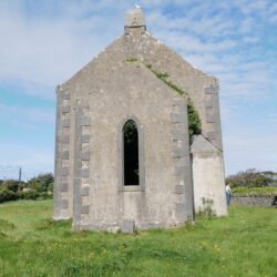 Ireland photo tour church ruin Eleen McCarney Muldoon